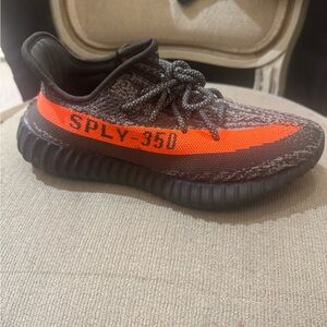Adidas Yeezy Boost 350 V2 Carbon Beluga (US MEN'S SIZE: 6.5) - *READY TO SHIP*